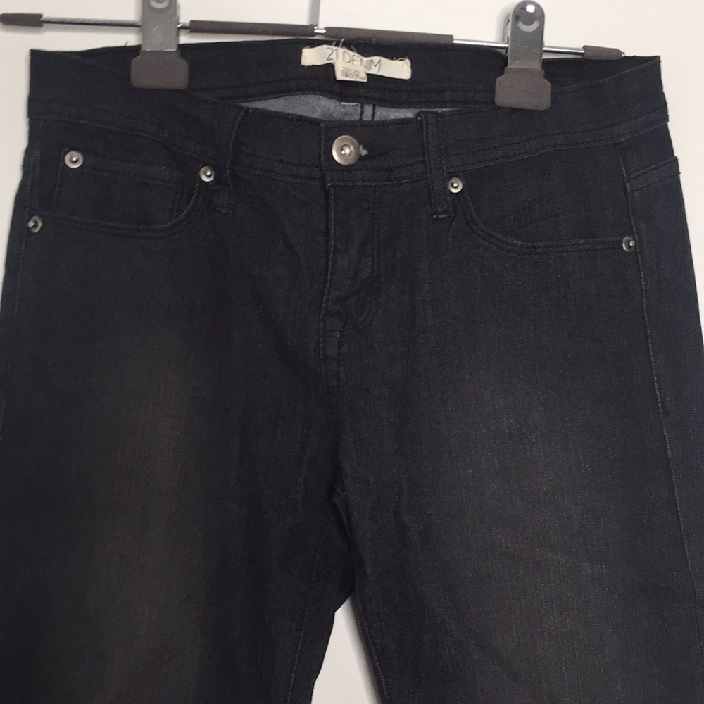 Forever 21 Skinny Jeans Size 28/29 NWT